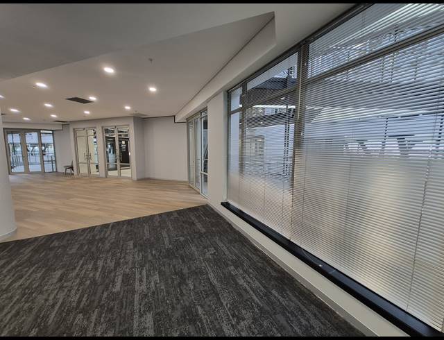 736M² OFFICE TO LET IN SANDTON CENTRAL
